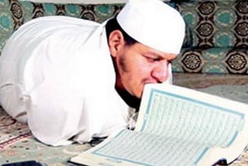 Saudi Man with Disabilities Who Memorized Quran Passes Away