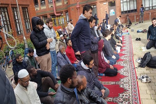 Muslim students protest over Newcastle University's plans to limit their prayer space