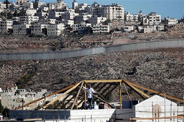 Zionist Regime Approves Construction of Over 1,100 New West Bank Settler Units