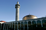 Britaniyada 3 ay ərzində 22 məscidə islamofob hücum