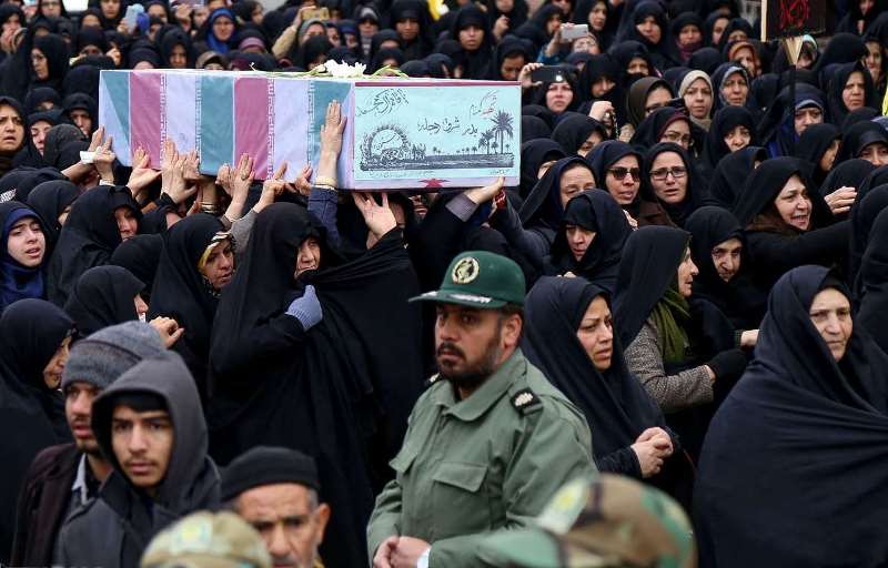 گزارش تصویری تشییع پیکر 8 شهید گلگون کفن دفاع مقدس در بجنورد