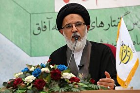 دفاع از حق مهم‌ترین شاخصه دینداری است