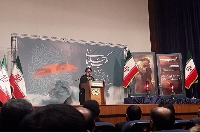 شهید قاسم سلیمانی وابسته به هیچ حزب و جناحی نبود