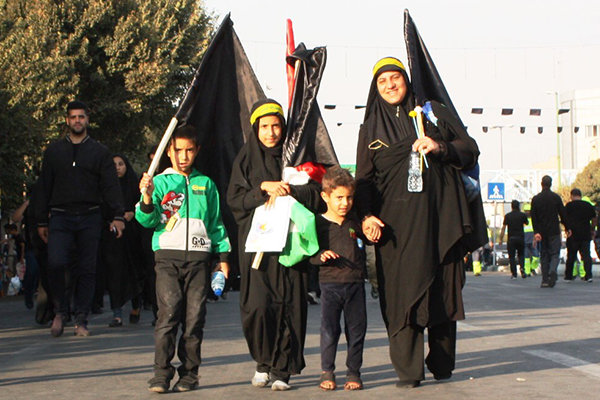 دل‌های آرزومند در راه کربلا