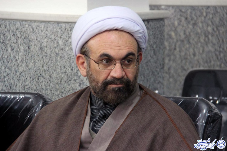 رفع مشکلات معیشتی مردم نیازمند حضور جهادی نمایندگان مجلس