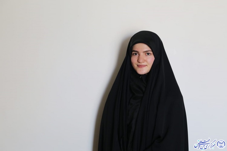 کمک گرفتن از کلام خدا راه نجات و موفقیت انسانها است کمک گرفتن از کلام خدا راه نجات و موفقیت انسانها است