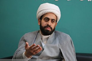 مراقب اخباری‌گری فرهنگی در مواجهه با کتاب «الحیات» باشیم