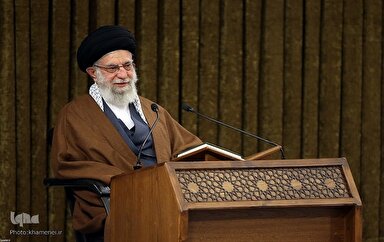 فیلم | آینده قرآنی؛ گزارش خبری محفل انس با قرآن با حضور رهبر انقلاب