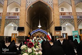 جزء خوانی قرآن بانوان در حرم مطهر رضوی