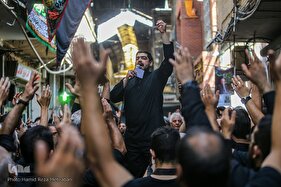 حسینیه ایران؛ تاسوعای حسینی در بازار تهران