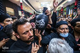 حسینیه ایران؛ آیین طشت‌گذاری در مسجد اردبیلی‌های تهران