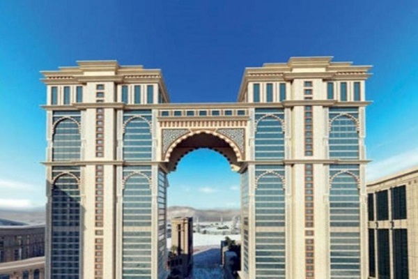 فیلم | افتتاح مرتفع‌ترین نمازخانه معلق جهان در مکه