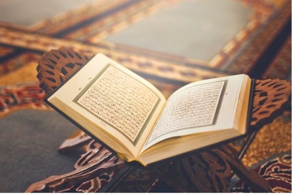 ابتکار جالب فروشگاه عربستانی برای ختم قرآن + فیلم