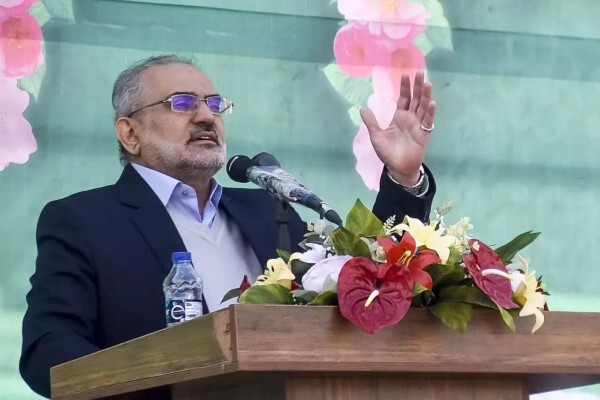 دستاوردهای انقلاب اسلامی تبیین شود