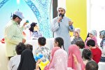 استقبال کودکان و نوجوانان از غرفه حرم بانوی کرامت در نمایشگاه قرآن + عکس