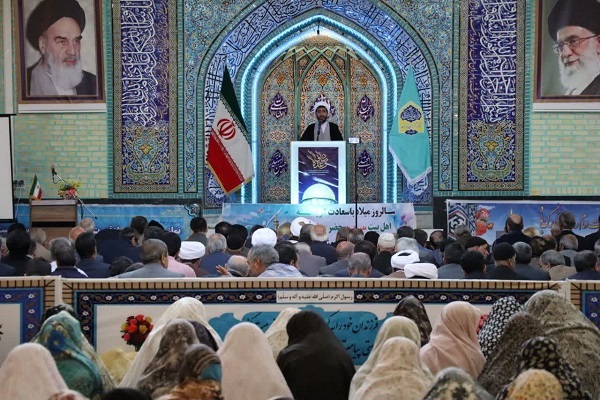 مناسک حج امسال فرصتی برای مهار دشمنان خواهد بود