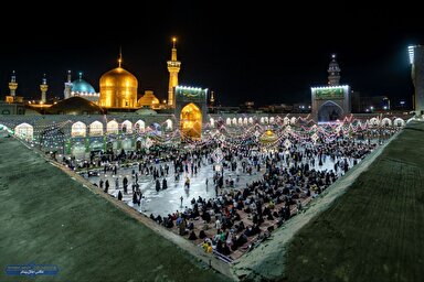 نماهنگ | «شاه پناهم بده» با نوای دولتمند خال اوف