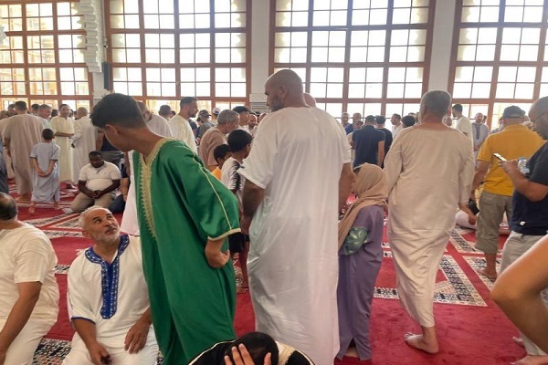 تشرف بانوی اسپانیایی به اسلام + فیلم