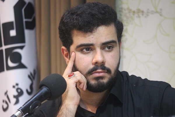 تلاوت محمدمهدی شیخ‌الاسلامی در جمع حجاج ایرانی + فیلم