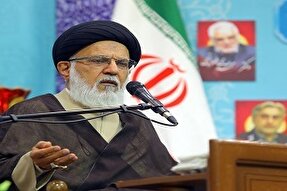 امت همراه ولایت دچار تزلزل نمی‌شود