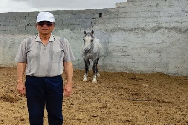حمیدرضا صالحی» از پرورش دهندگان اسب در شهرستان مانه