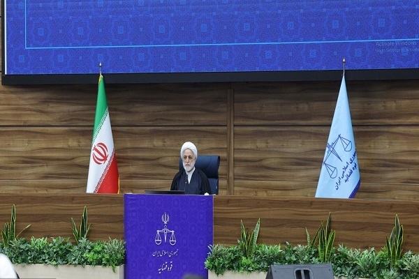 حجت‌الاسلام‌ والمسلمین محسنی اژه‌ای، رئیس قوه قضاییه