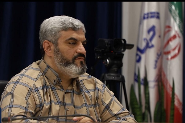 ترامپ با شعار صلح نسخه تسلیم ایران را می‌نویسد