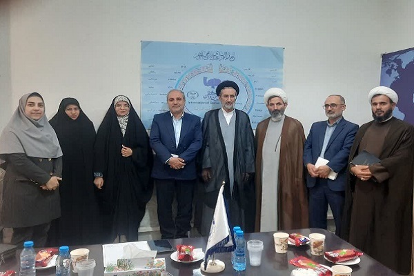 نشست هم اندیشی «توسعه و ترویج فعالیت‌های قرآنی در دانشگاه‌ها»  در دفتر ایکنای خراسان شمالی