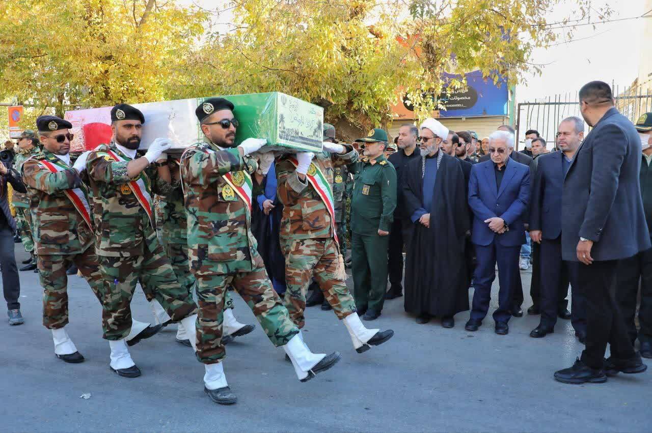 تشییع پیکر مطهر شهدای گمنام در بجنورد