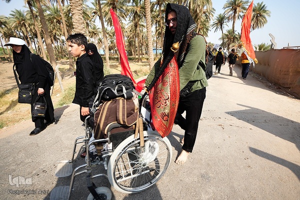 پیاده روی اربعین حسینی در منطقه طریق العلما و زرگه نجف به کربلا