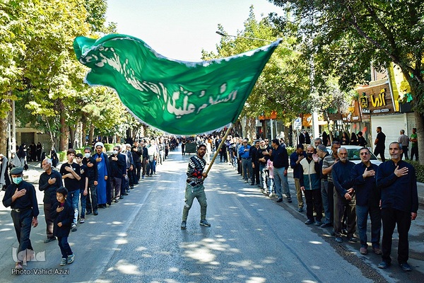 آیین پیاده‌روی جاماندگان اربعین حسینی در بجنورد