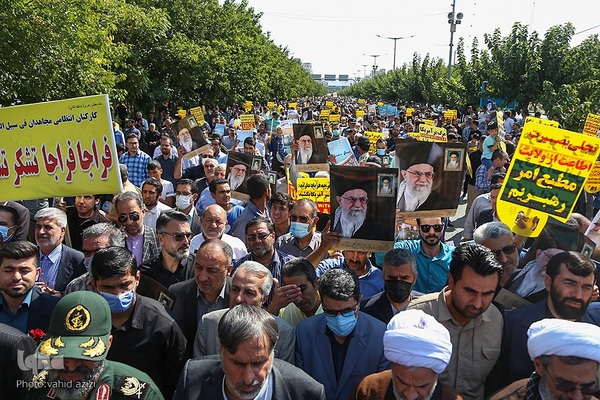 راهپیمایی نمازگزاران نماز جمعه بجنورد در اعتراض به حوادث اخیر‎‎