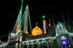 Les pèlerins au sanctuaire de l'honorable Masoumeh (sa)