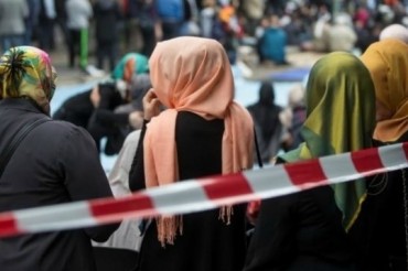 Austria:proteste per divieto hijab