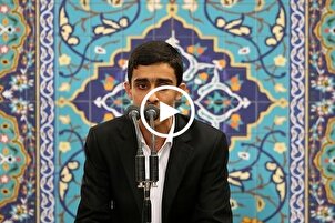 Mescid-i Nebevi’deki Kur’an toplantısında Mehdi İbreti’nin Kur’an tilaveti